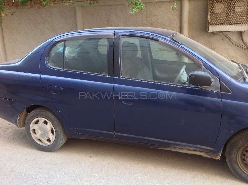 Toyota platz for sale in karachi