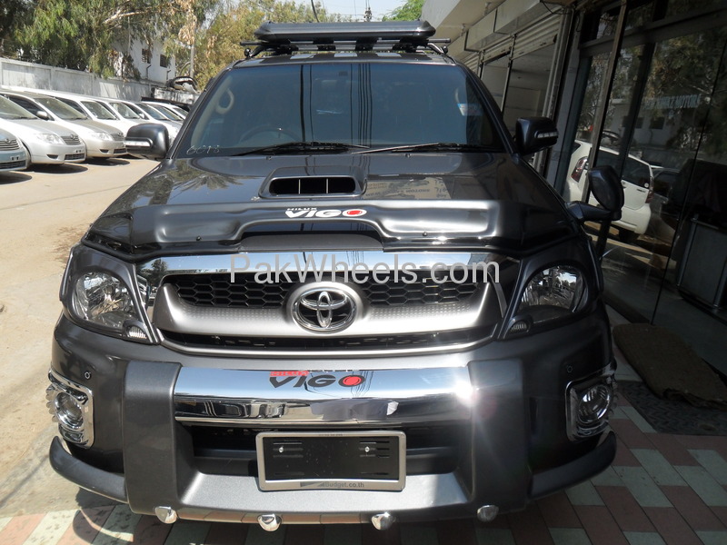 Toyota vigo 2008 for sale in karachi