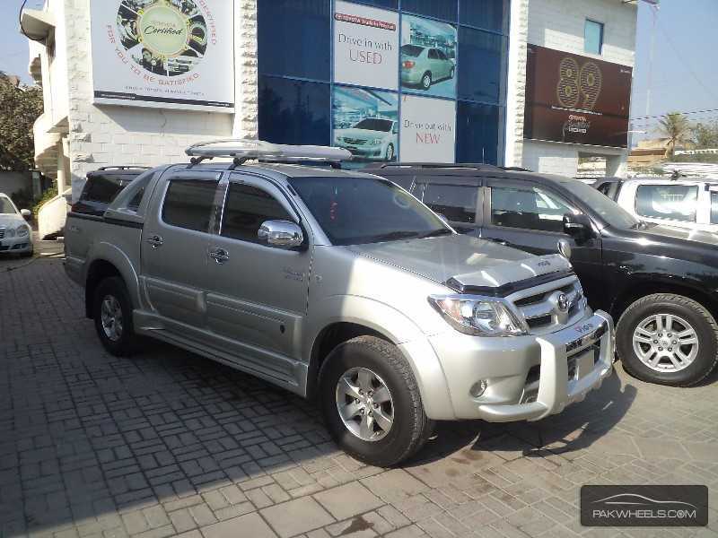 toyota vigo 2008 for sale in karachi #3