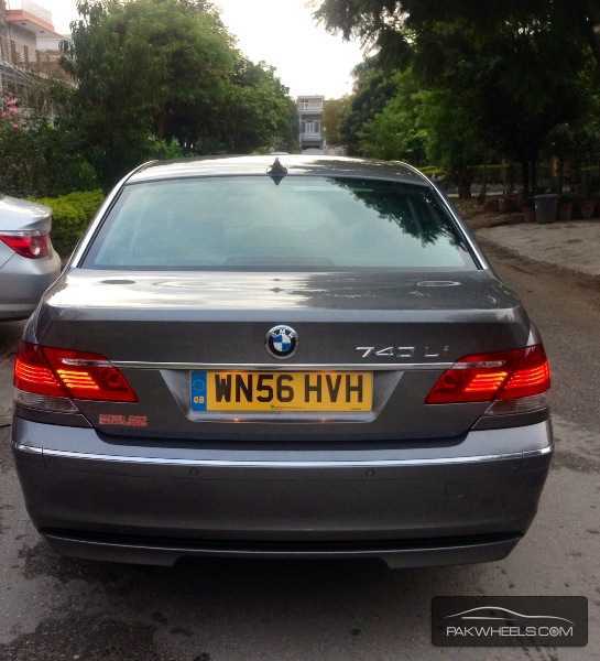 Bmw 7 series 2007 for sale in pakistan