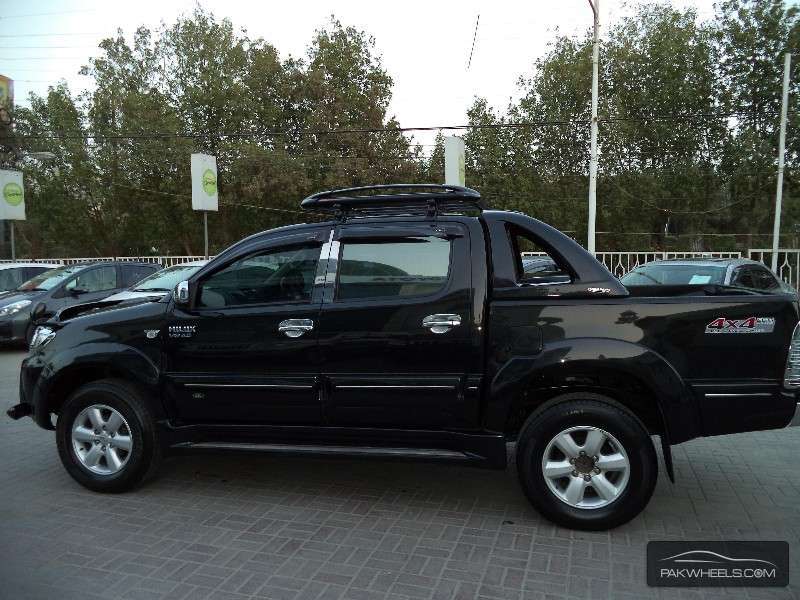 2009 toyota hilux for sale #2