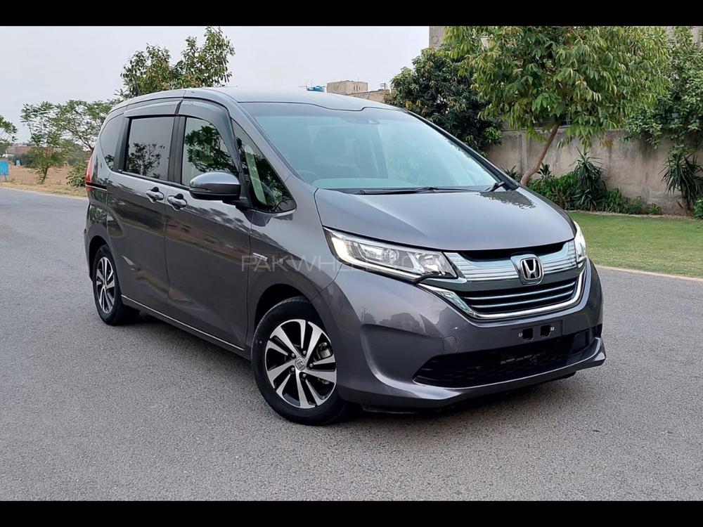 Honda Freed Hybrid G Honda Sensing For Sale In Lahore Pakwheels