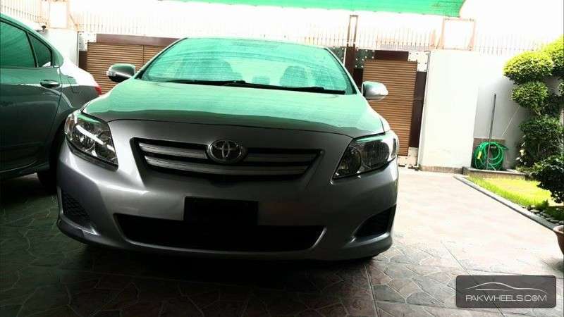 toyota corolla gli 2010 for sale in lahore #4