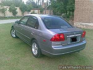 ہونڈا سوک - 2004