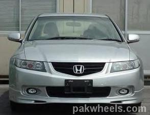 Honda Accord - 2005