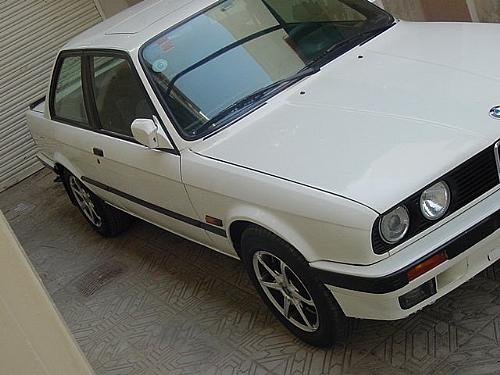 BMW 3 Series - 1989 e30 Image-1