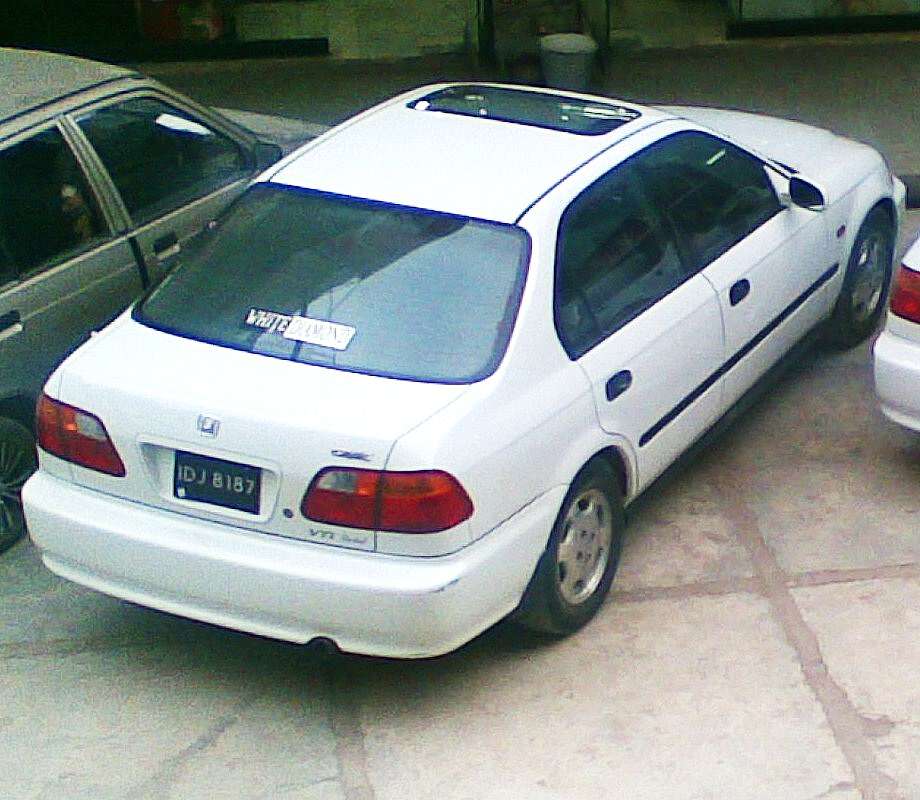 Honda Civic - 2000 Eddy Image-1