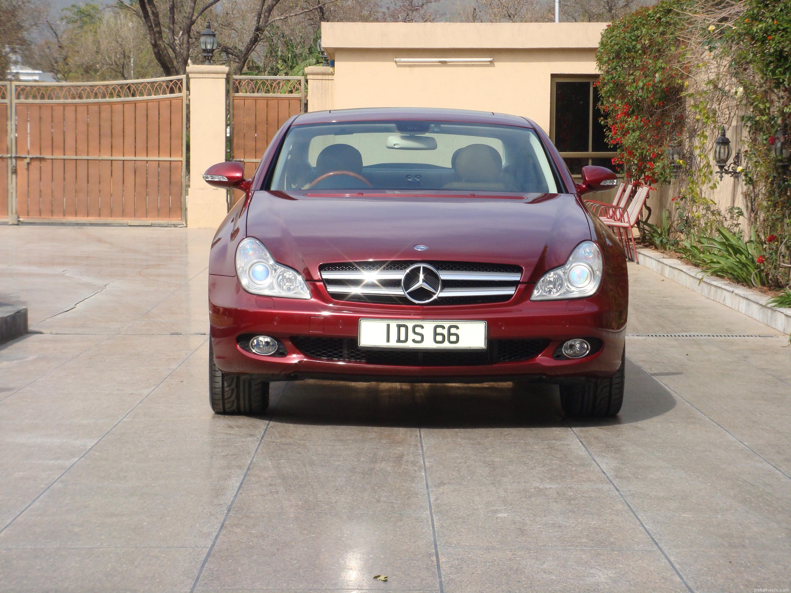 Mercedes Benz Other - 2005 CLS 500 Image-1