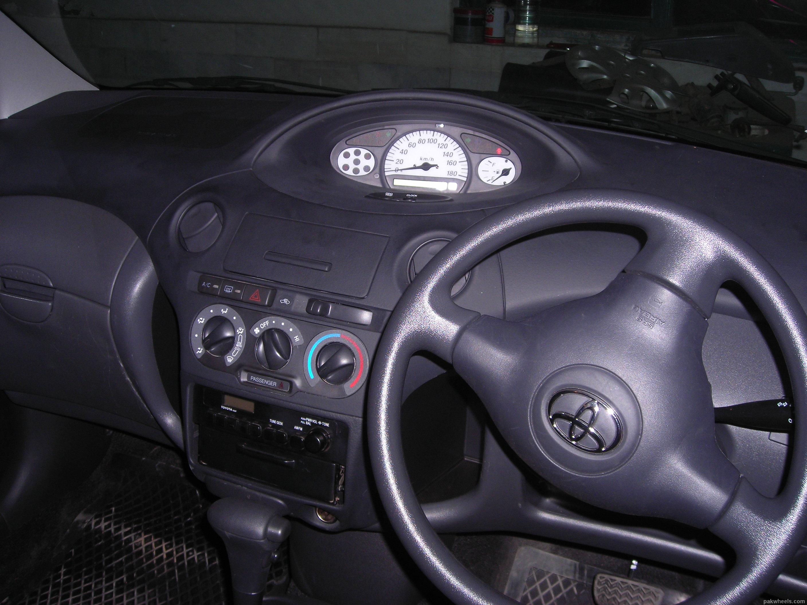 Toyota Vitz - 2004 Fadi Image-1