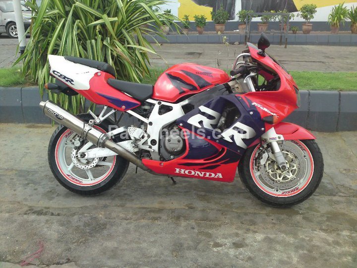 Used Honda CBR 1000RR 1999 Bike for sale in Karachi 