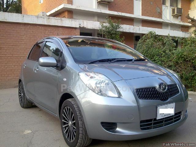 Toyota Vitz 2006 for Sale in Islamabad Image-1