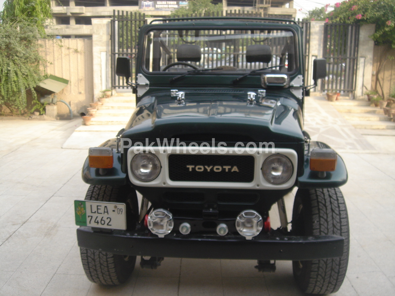 Toyota Land Cruiser 1982 for Sale in Lahore Image-1