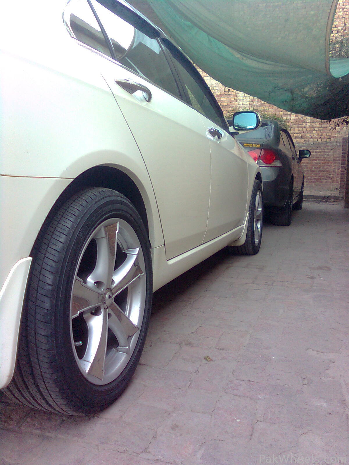 ہونڈا اکارڈ - 2004 cl-9 ہونڈا اکارڈ - 2004 cl-9 Image-2