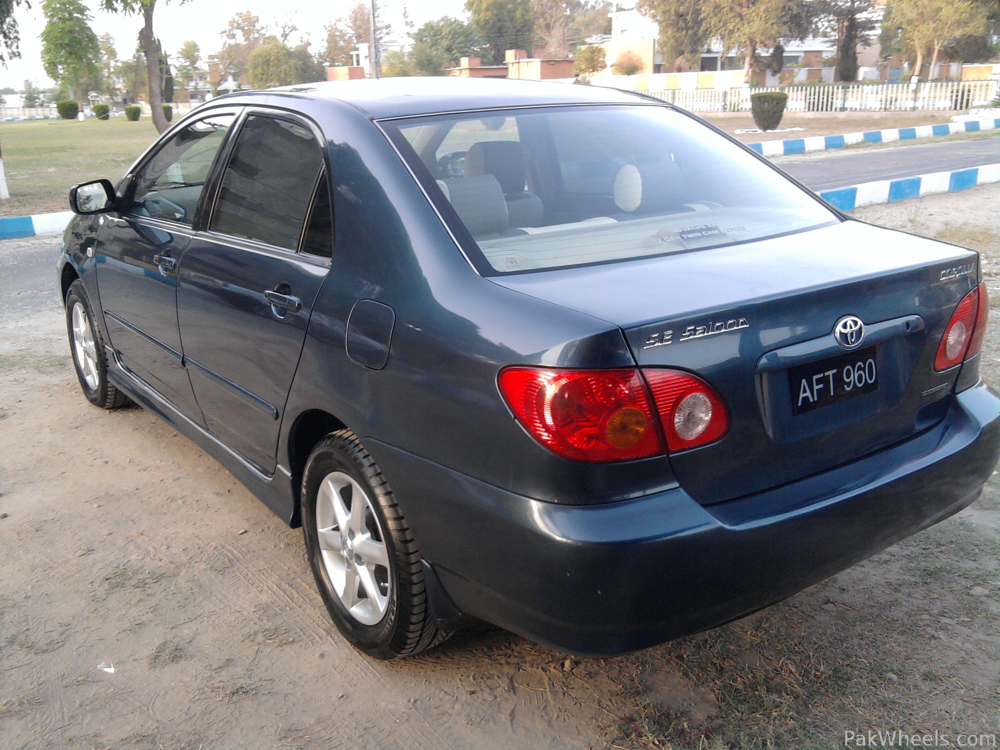 Toyota Corolla - 2004 960 Toyota Corolla - 2004 960 Image-3