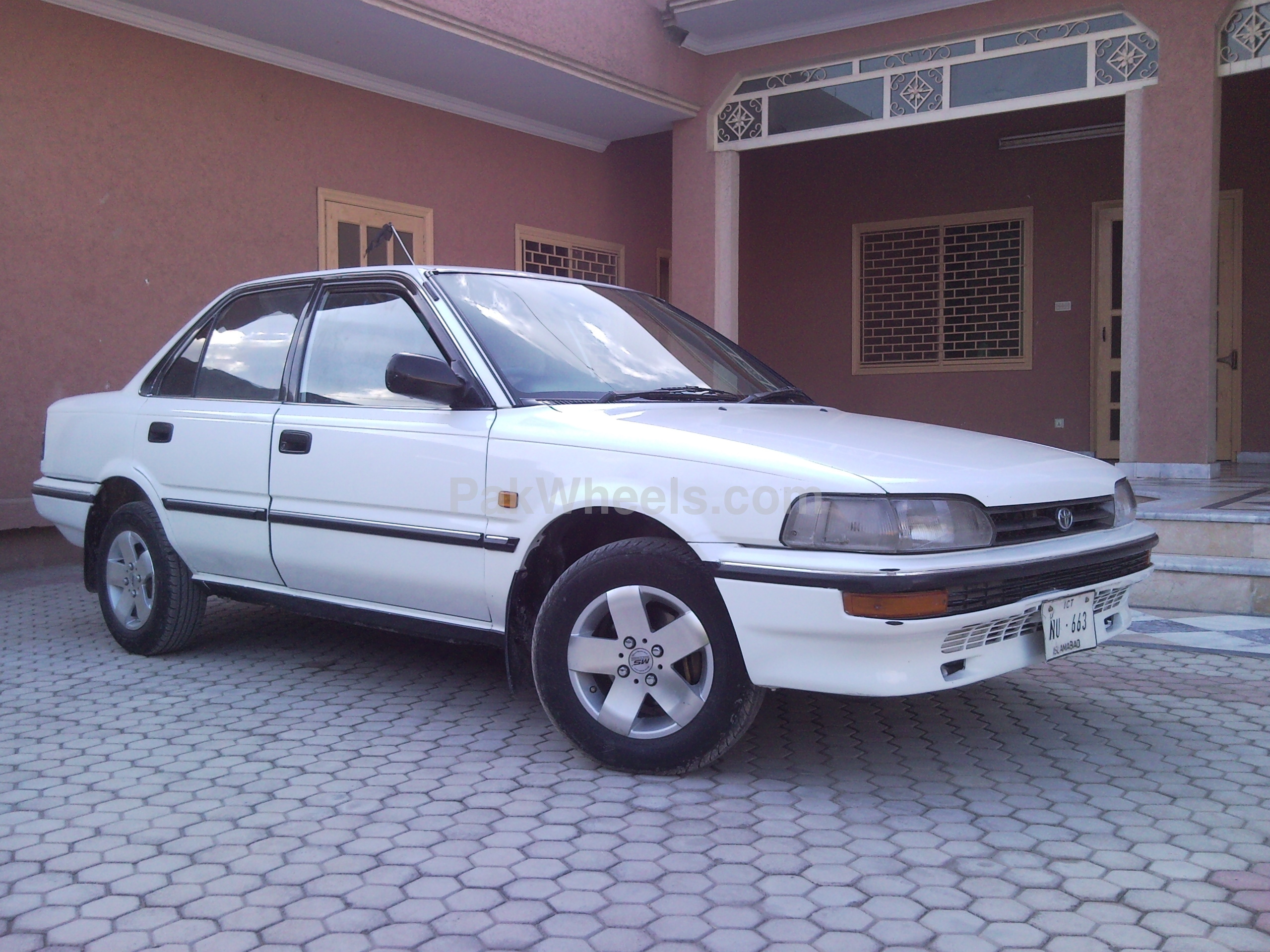 Toyota Corolla - 1991 Shezaaadi Image-1