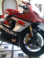 سوزوکی GSX-R600 - 2005