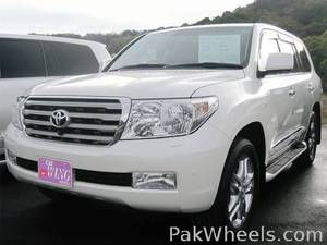 Toyota Land Cruiser - 2010