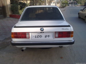 BMW / بی ایم ڈبلیو 3 سیریز - 1988