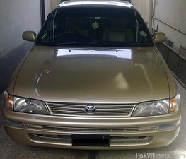 ٹویوٹا کرولا - 2000