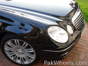 Mercedes Benz E Class - 2007