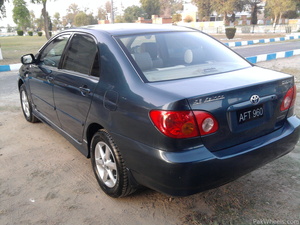 Toyota Corolla - 2004