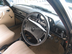 Mercedes Benz E Class - 1974