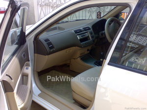 Honda Civic - 2005