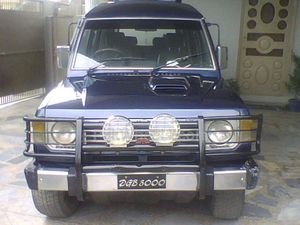 Mitsubishi Pajero - 1988