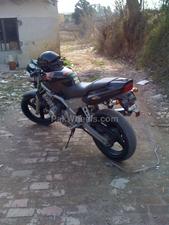 ہونڈا CBR 400 - 1995