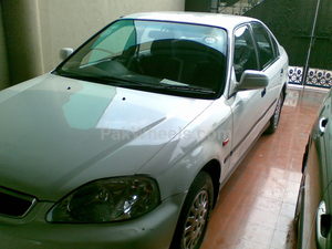 ہونڈا سوک - 2000