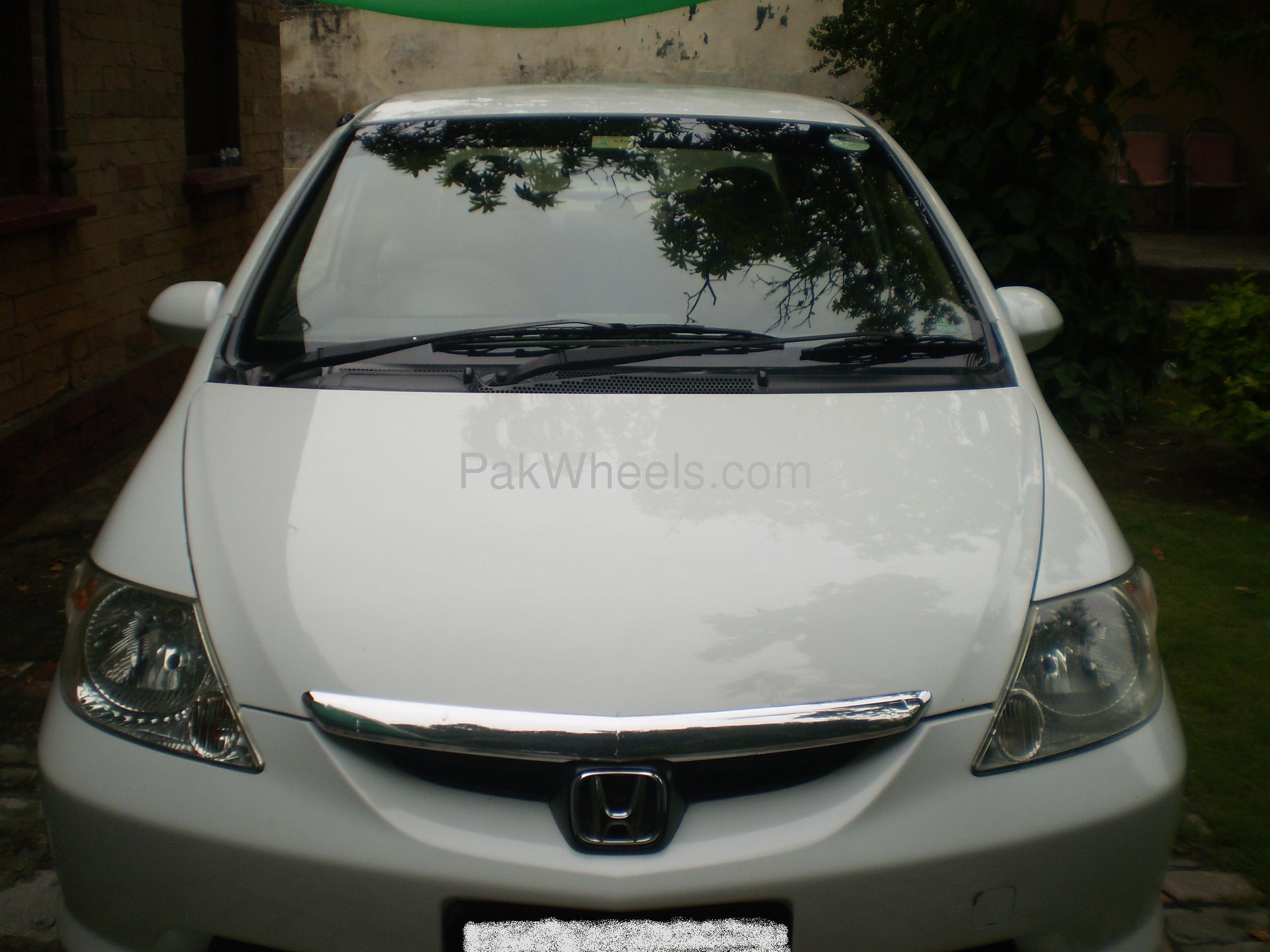Honda City 2004 for Sale in Lahore Image-1