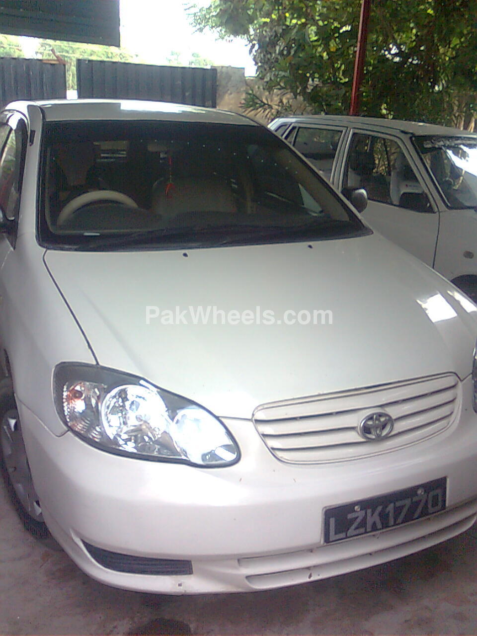 Toyota Corolla 2004 for Sale in Faisalabad Image-1
