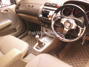 ہونڈا سٹی - 2004