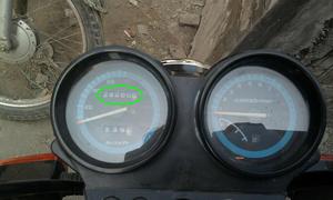 راوی Piaggio Storm 125 - 2009