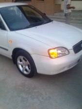 Suzuki Baleno - 2005