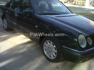 Mercedes Benz E Class - 1997