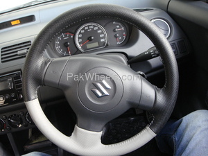 Suzuki Swift - 2011