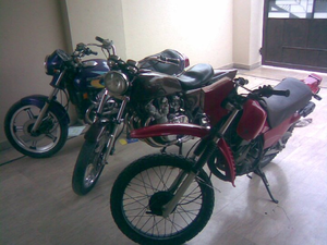 سوزوکی GS500E - 1985