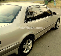 Toyota Corolla - 1997