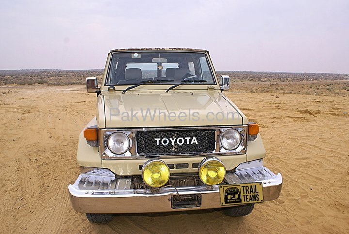 Toyota Land Cruiser - 1987 JAAN Khoso Toyota Land Cruiser - 1987 JAAN Khoso Image-2
