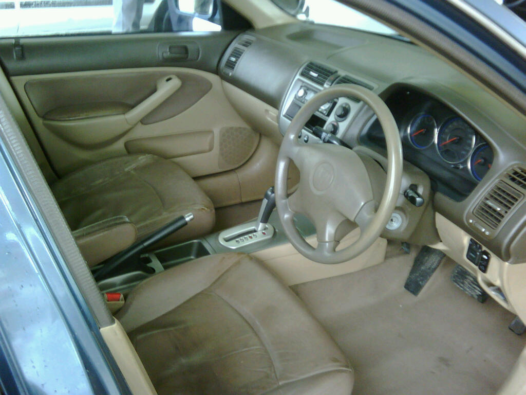 Honda Civic - 2004 VTI Oriel Prosmatic UG  Image-1