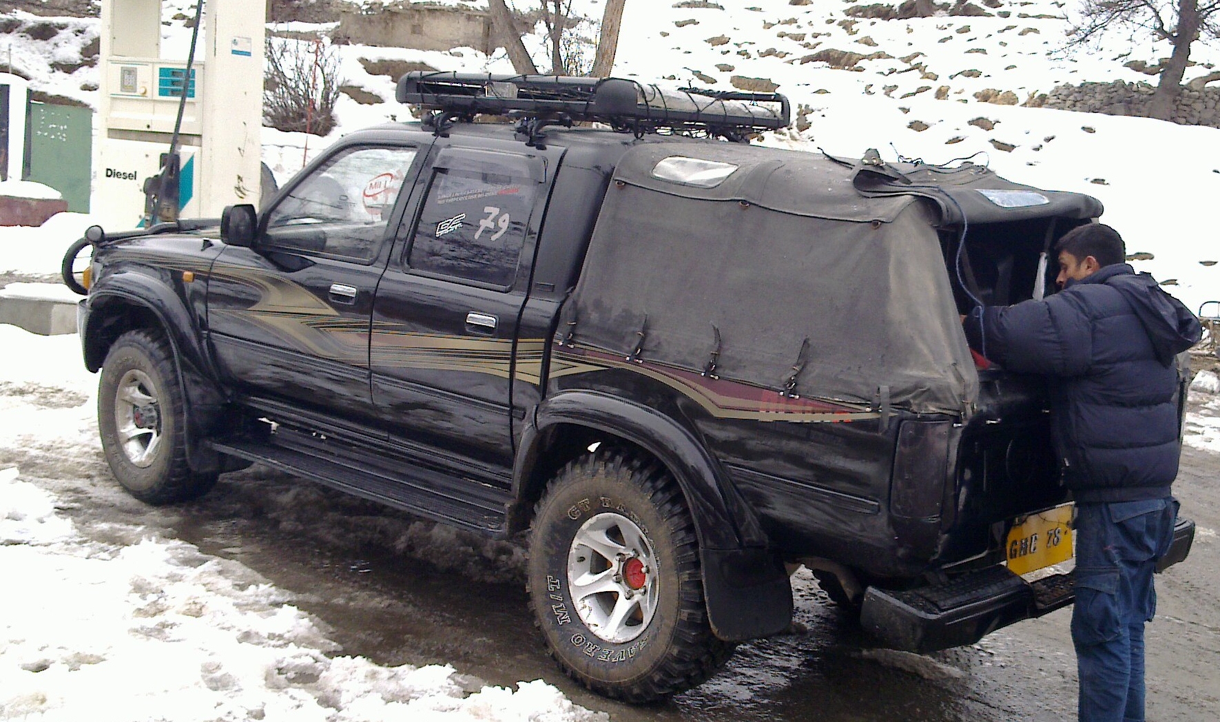 Toyota Hilux - 1992 mountainfreak Image-1