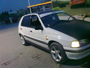 Daihatsu Charade - 1989
