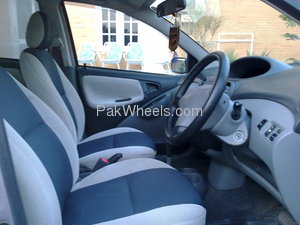 Toyota Vitz - 1999