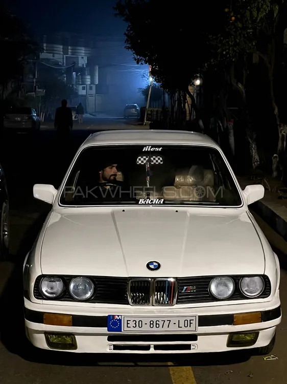 BMW / بی ایم ڈبلیو 3 سیریز 1999 for Sale in پشاور Image-1