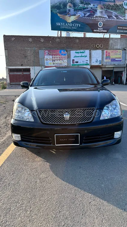 Toyota Crown 2004 for Sale in Faisalabad Image-1