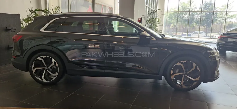 Audi e-tron 2023 for Sale in Islamabad Image-1