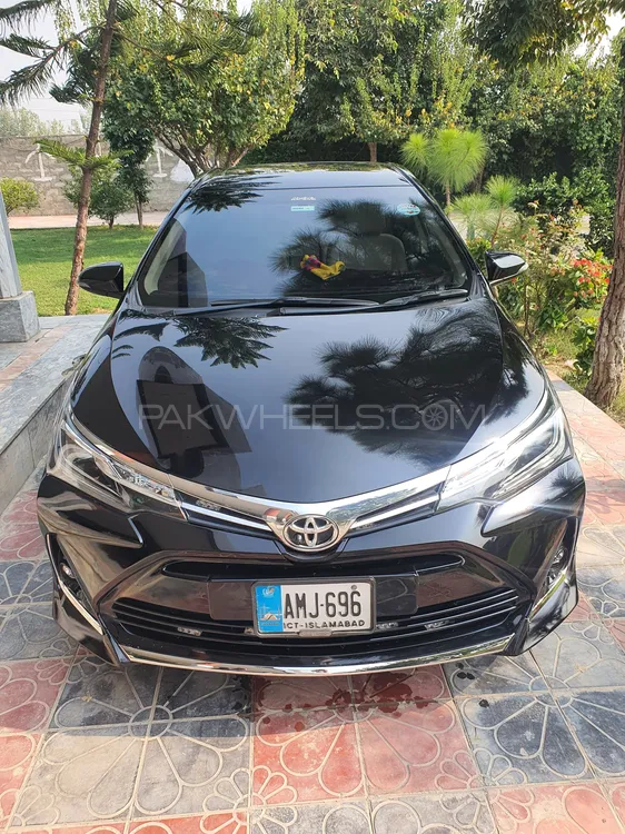 Toyota Corolla 2019 for Sale in Mardan Image-1