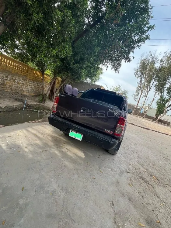 Toyota Hilux 2013 for sale in Mirpur khas