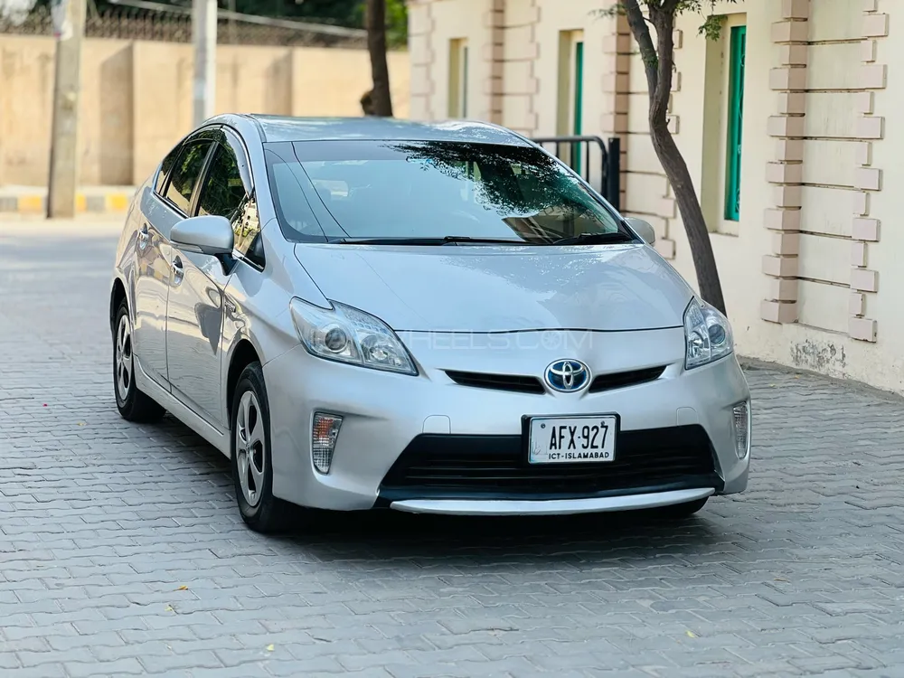 Toyota Prius 2014 for sale in Multan